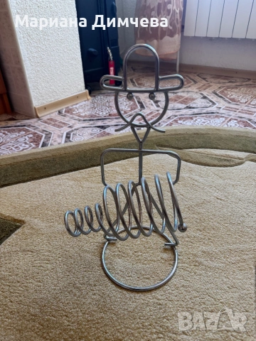 Луксозна поставка за бутилка вино – неръждаема никелирана стомана, оригинален дизайн, снимка 4 - Декорация за дома - 53843460