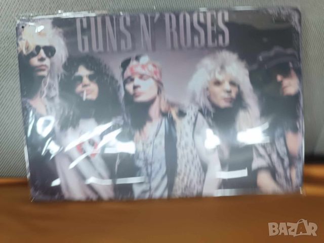 Guns N Roses-метална табела(плакет), снимка 3 - Китари - 45727804