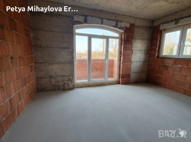 Двуетажна къща с Акт 14 в с. Хераково, снимка 6 - Къщи - 53702535