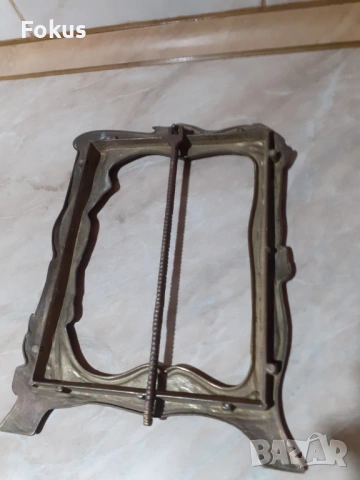 Стара барокова бронзова рамка за снимка - голяма, снимка 4 - Антикварни и старинни предмети - 53347644