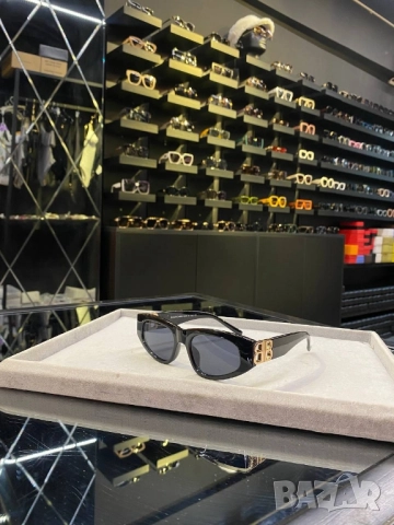 очила с черен обикновен калъф и ув защита Tom Ford miu miu , снимка 2 - Слънчеви и диоптрични очила - 51447703