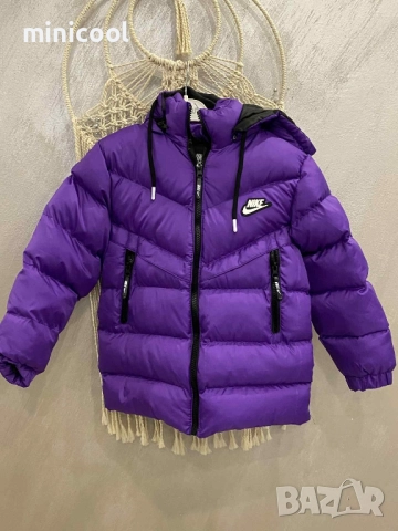 Яке Nike, снимка 2 - Детски якета и елеци - 52539975