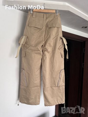 Уникален карго панталон, снимка 3 - Панталони - 45322404