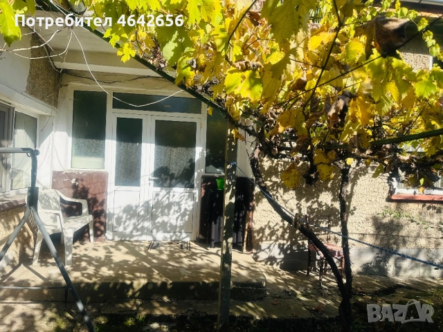 Ремонтирана къща с дворно място в центъра на с.Телиш, обл. Плевен, снимка 18 - Къщи - 52305804