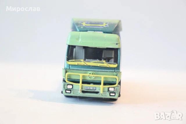 HERPA 1/87 H0 MERCEDES BENZ ВЛЕКАЧ МОДЕЛ КАМИОН, снимка 3 - Колекции - 50700718
