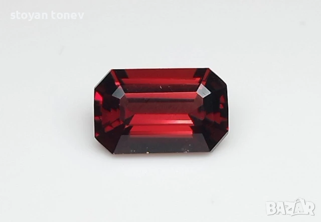 Естествен шпинел в топ червено - 2.17кт! Сертифициран! Нов!, снимка 6 - Пръстени - 46675168