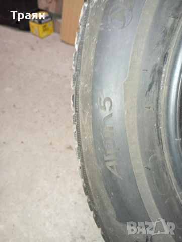 Гуми, снимка 3 - Гуми и джанти - 54169235