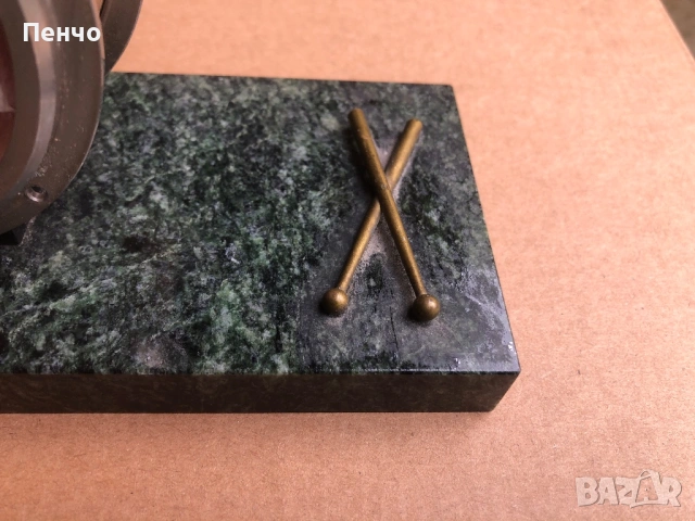 стар настолен часовник МОЛНИЯ - БАРАБАН - рядък, снимка 3 - Антикварни и старинни предмети - 51623024