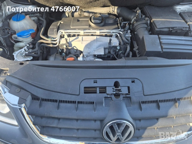 VW Touaran , снимка 3 - Автомобили и джипове - 53857330