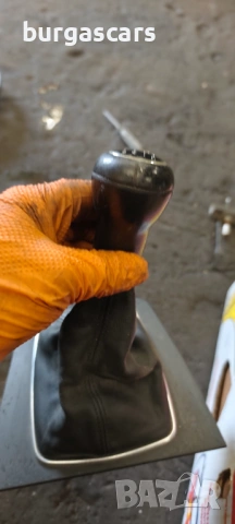 Топка скоростен лост маншон Audi A4 B6 Avant 2.5TDI - 163 к.с, снимка 3 - Части - 53903401