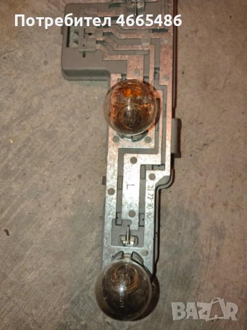 Платка Мерцедес W124 Заден ляв стоп, снимка 2 - Аксесоари и консумативи - 53067926