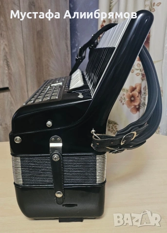 HOHNER FAVORİT 4P 96 баса, снимка 2 - Акордеони - 53909275