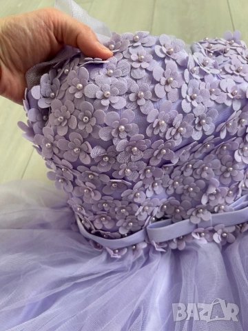 Красива кокетна рокля, снимка 3 - Рокли - 52286416