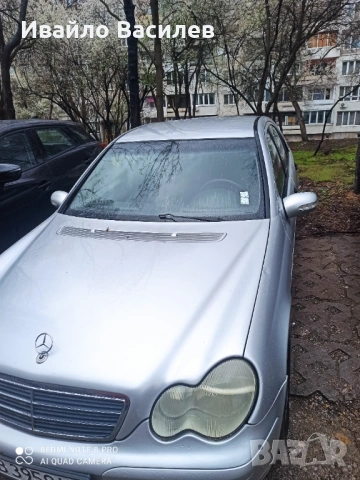 Mercedes-Benz C 180, снимка 11 - Автомобили и джипове - 54070372