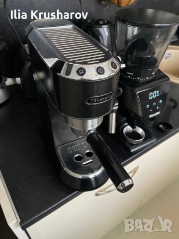 Кафемашина Delonghi Dedica + Конусна Мелница, снимка 3 - Кафемашини - 53782747