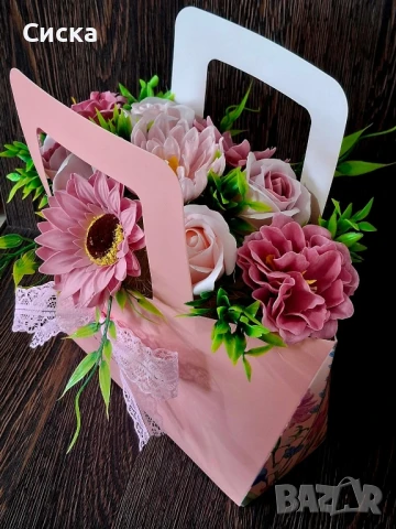 Чанти със сапунени цветя от пластичен сапун в розово и пепел от рози за вашите специални поводи🌸, снимка 5 - Подаръци за жени - 50712218