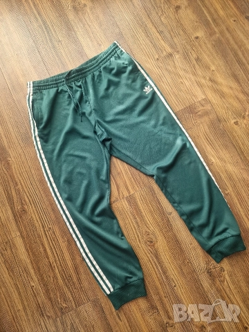 Страхотно мъжко спортно долнище ADIDAS размер 2XL , , снимка 2 - Спортни дрехи, екипи - 52658631