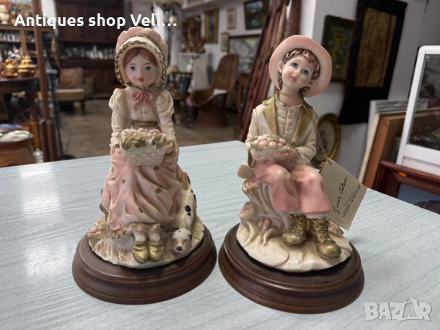 Чифт колекционерски фигури Capodimonte №8078