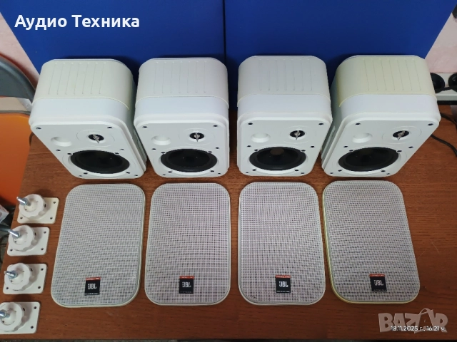 JBL CONTROL ONE PRO. 4 броя с оригинални стойки. Голям звук от малки тонколони. Изпращам видео. , снимка 10 - Тонколони - 52475767