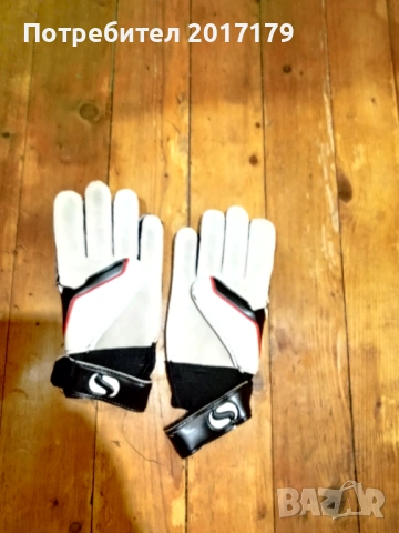 Вратарски ръкавици Sondico детски и протектори комплект, снимка 2 - Футбол - 53918026