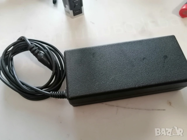 Адаптер за аудиосистема KENWOOD 18V, 3.35A, снимка 4 - Друга електроника - 54014170