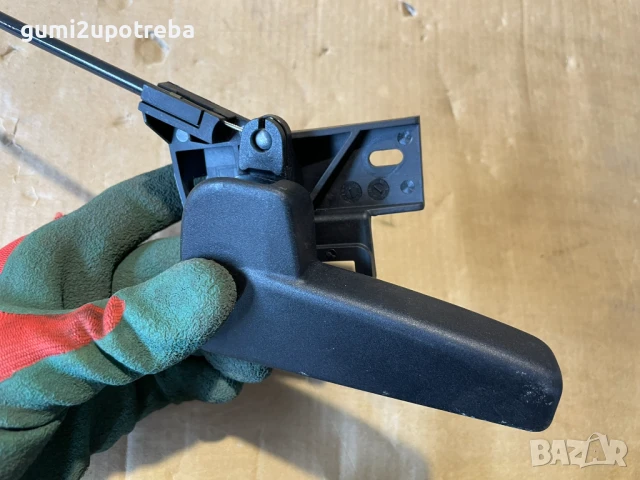 Ръкохватка Жило Отваряне Преден Капак 517823633b Volkswagen ID.3 E11 pro, снимка 2 - Части - 50965728
