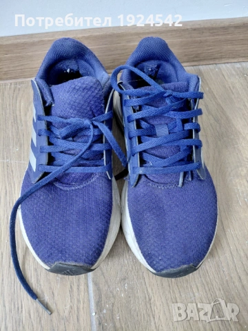 Продавам маратонки адидас