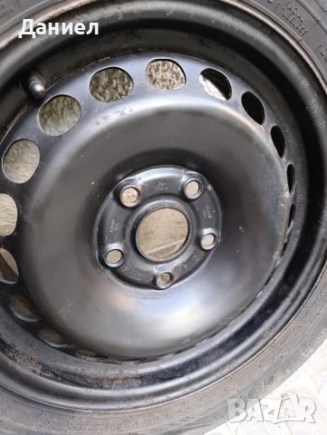 Две гуми Nokian с джанти , снимка 5 - Гуми и джанти - 51300715