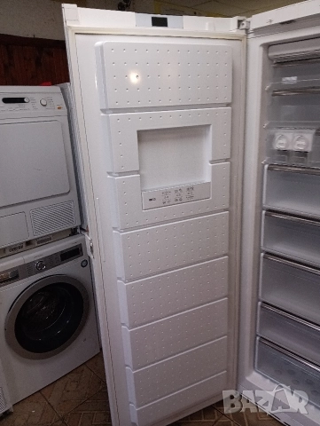 XXL огромен вертикален фризер Сименс Siemens Made in Germany 2 години гаранция!, снимка 4 - Фризери - 52730061