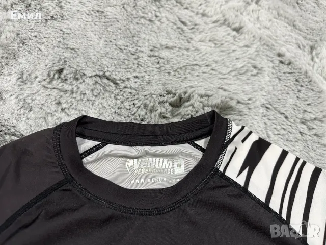 Venum Viking Grappling Rashguard, Размер М, снимка 3 - Спортни дрехи, екипи - 47973649