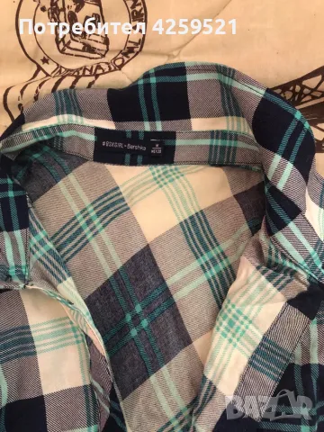 Дамска ризка от Бершка, снимка 2 - Ризи - 49663702