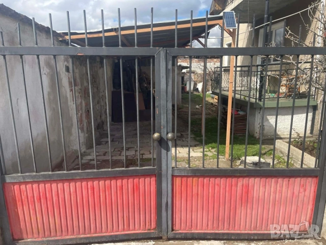 Къща на 2-етажа в кв. Кулата , снимка 3 - Къщи - 54006496