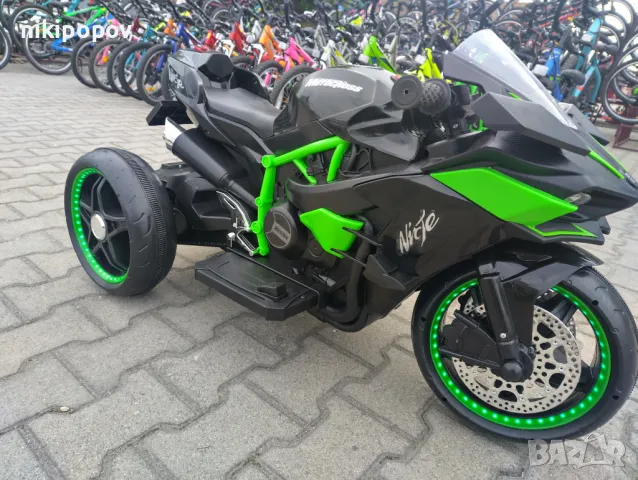 KAWASAKI акумулаторен мотор NINJA черен, снимка 11 - Коли, камиони, мотори, писти - 49393840