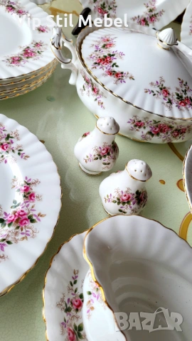 Сервиз за хранене Royal Albert, Lavender Rose , снимка 6 - Сервизи - 53935300