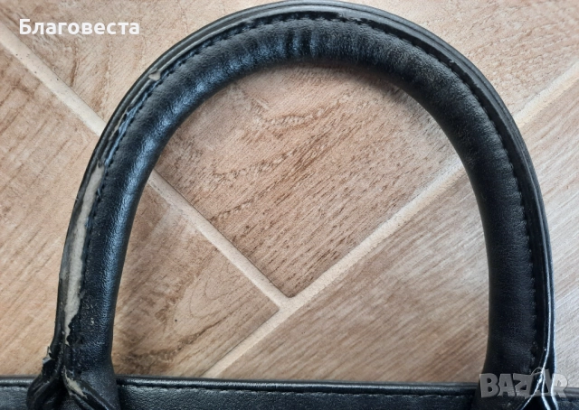 Дамска чанта с декорация, снимка 6 - Чанти - 52352608