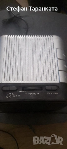 Радио приемник, часовник и аларма., снимка 5 - Радиокасетофони, транзистори - 53517212