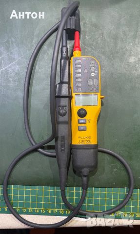 FLUKE T150 VDE тестер за напрежение, снимка 1 - Друга електроника - 46184189