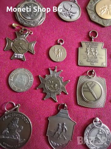 Международни спортни медали и отличия , снимка 2 - Колекции - 46443107