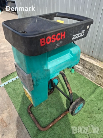 Дробилка за клони Bosch, снимка 3 - Градинска техника - 54127912