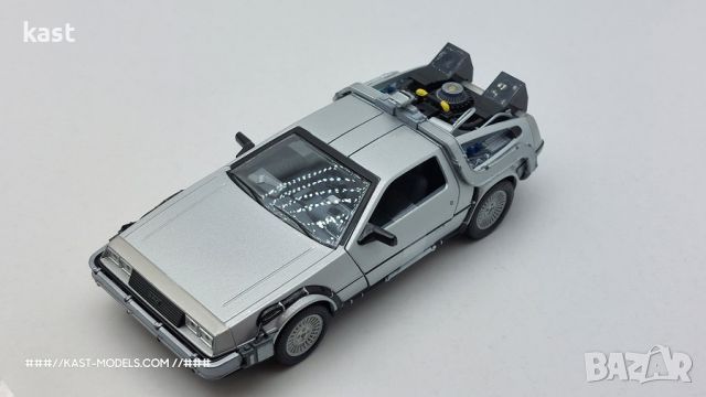 KAST-Models Умален модел на DeLorean Back to the Future I Welly 1/24, снимка 7 - Колекции - 45452753