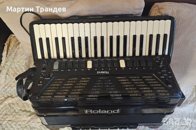 Акордеон Roland FR7X, снимка 1 - Акордеони - 48055453