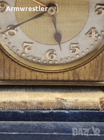 Стар Механичен Швейцарски Часовник Будилник Кожена Кутия, снимка 3 - Антикварни и старинни предмети - 45854372