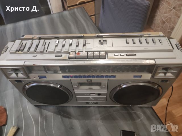 JVC M70, снимка 5 - Радиокасетофони, транзистори - 46199897