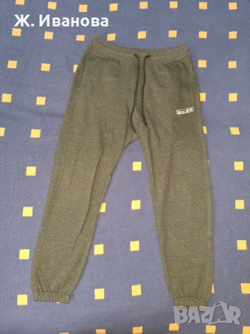 Продавам анцуг долнище , размер М