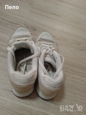 Маратонки Nike , снимка 2 - Маратонки - 51393750