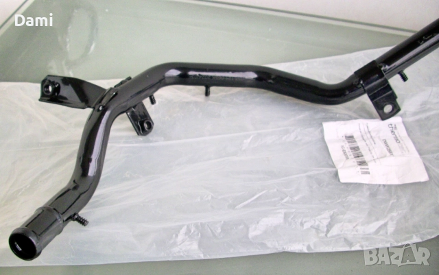 ТРЪБА ЗА ОХЛАДИТЕЛНА ТЕЧНОСТ VW GOLF III 1.8 PASSAT B3/B4 1.8 Vento 1.8 , снимка 5 - Части - 52656479