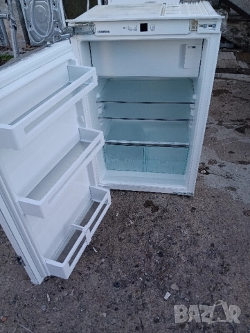 Като нов малък хладилник с вътрешна камера Liebherr с 2 години гаранция!, снимка 7 - Хладилници - 52428498