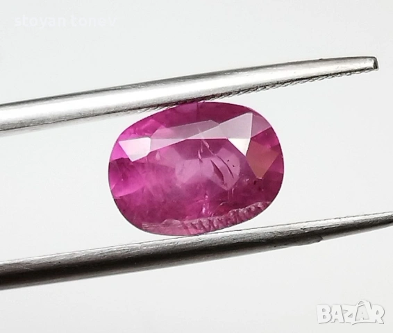 Красив ярко-розов сапфир 2,60 карата с отличен цвят и блясък! Сертификат!, снимка 10 - Други - 54153620