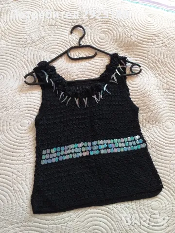 Топ с декорация S , S/M , снимка 2 - Корсети, бюстиета, топове - 49694308