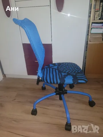 Син ученически стол, снимка 3 - Столове - 50005136